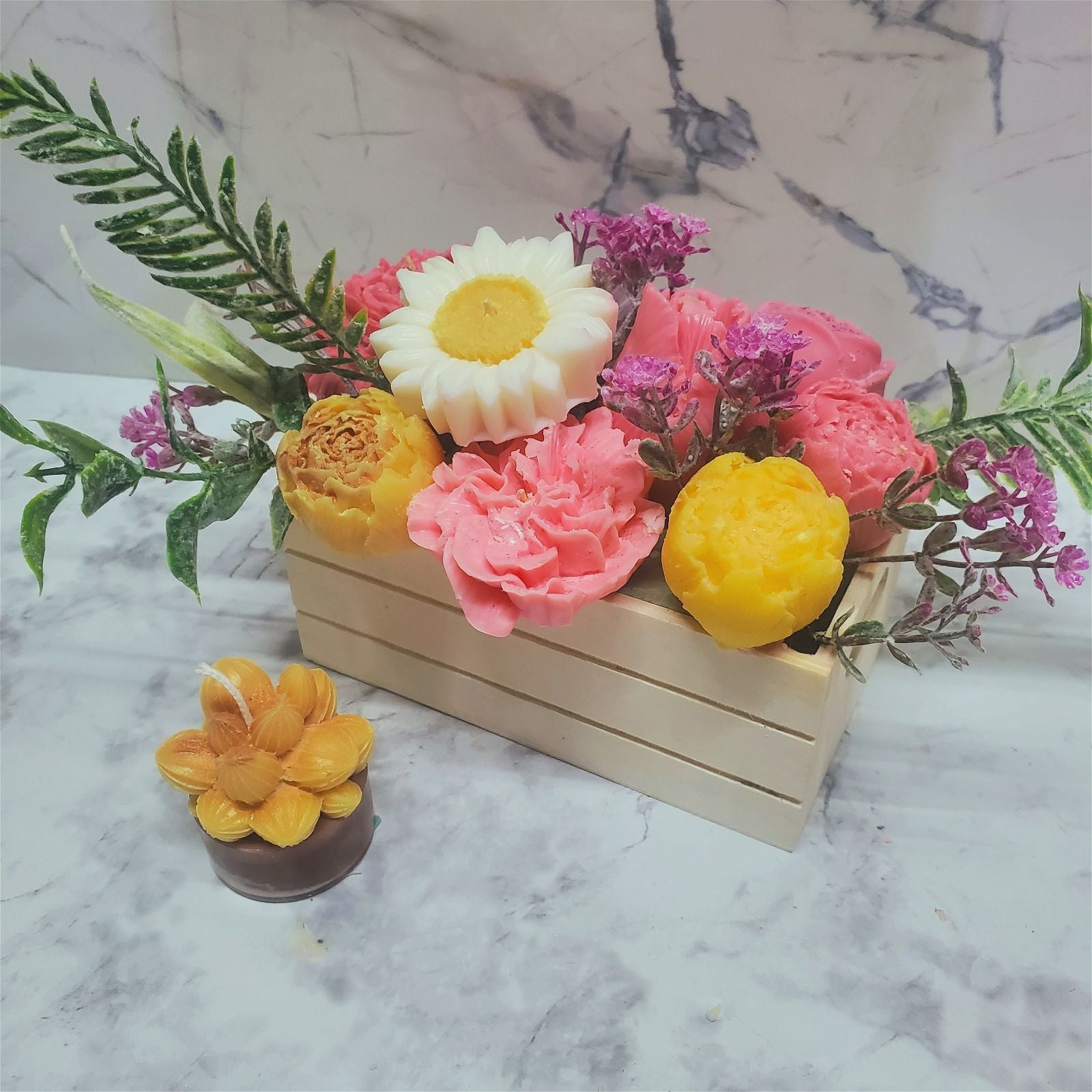 Bright Colors Flower Candles Arrangement | Premium Soy Wax | Handcrafted Floral Candle Centerpiece | Wedding | Home Decor - D SCENT 