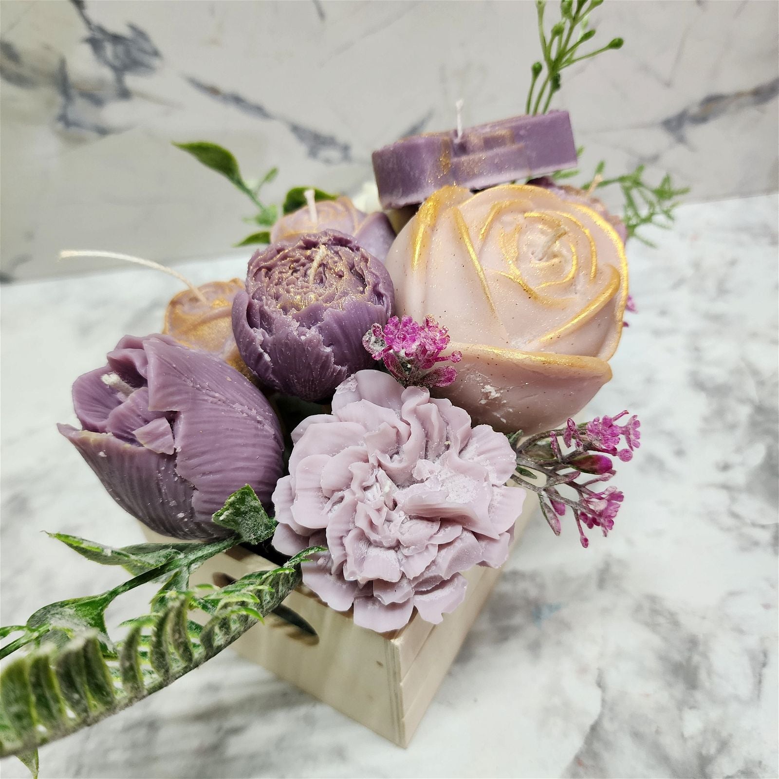 Purple Flower Candles Arrangement | Premium Soy Wax | Handcrafted Floral Candle Centerpiece | Wedding | Home Decor - D SCENT 