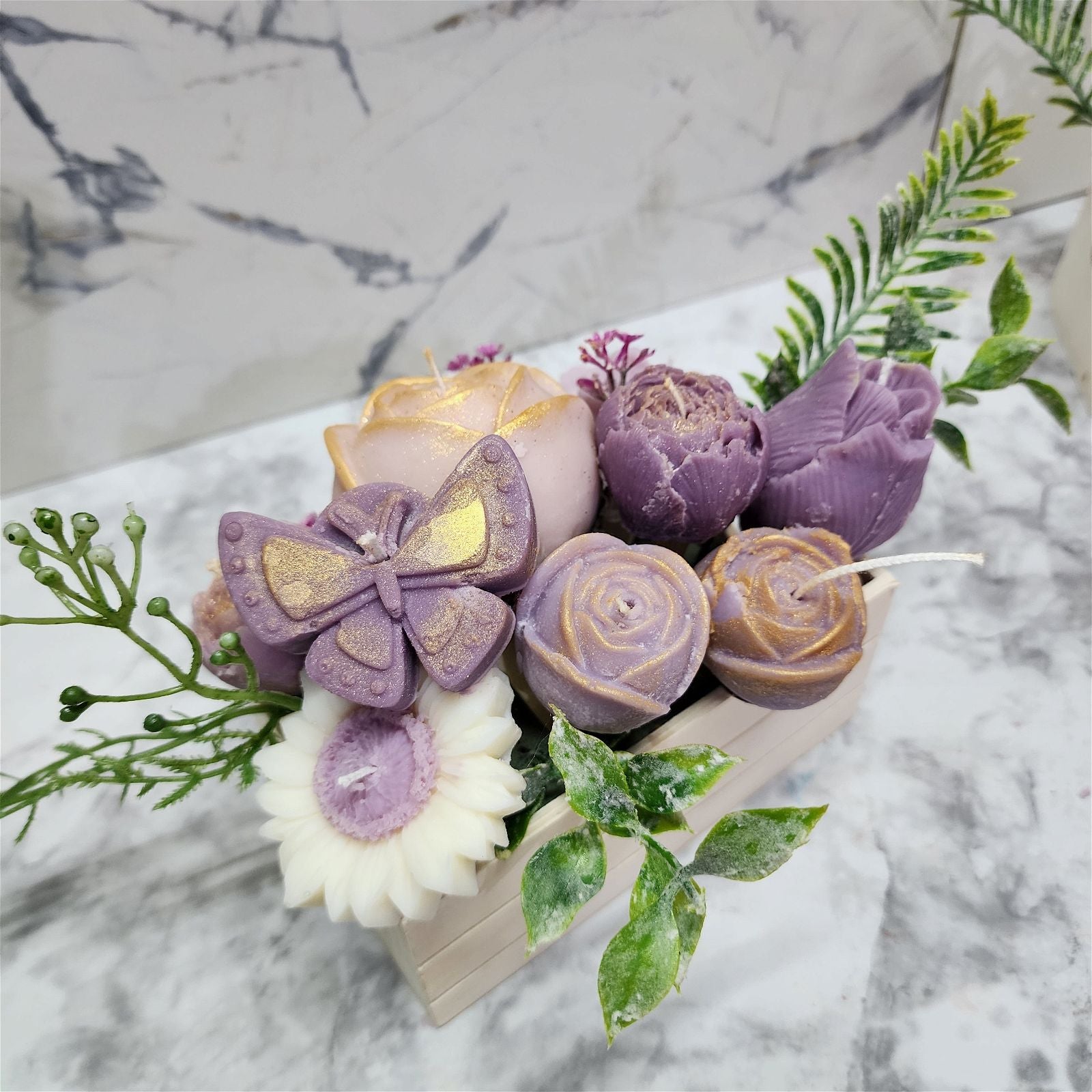 Purple Flower Candles Arrangement | Premium Soy Wax | Handcrafted Floral Candle Centerpiece | Wedding | Home Decor - D SCENT 