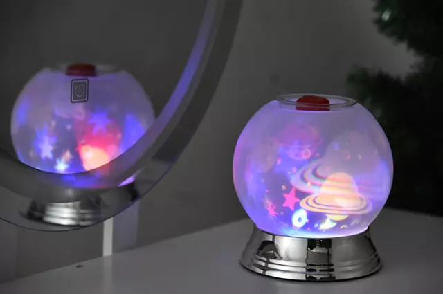 Universe Flashy and Glow Electric US Wax Warmer / Oil Burner