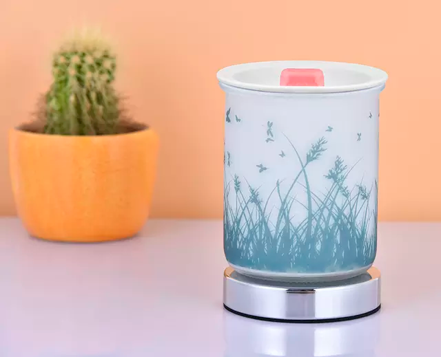 Butterfly Garden Electric US Wax Warmer / Oil Burner