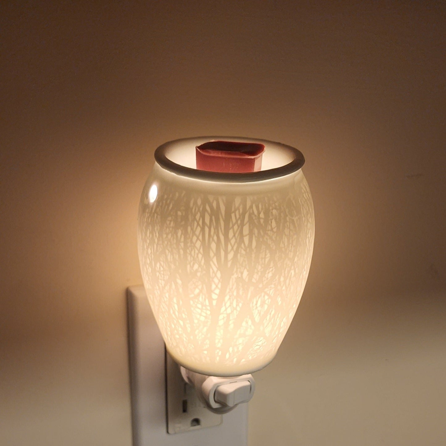 White Branches Electric US Plug-in Wax Warmer / Oil Burner